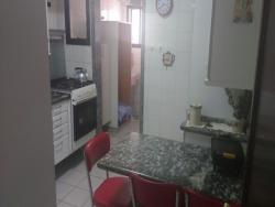 #1250 - Apartamento para Locação em  -  - 1